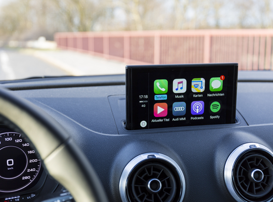 APPLE CARPLAY